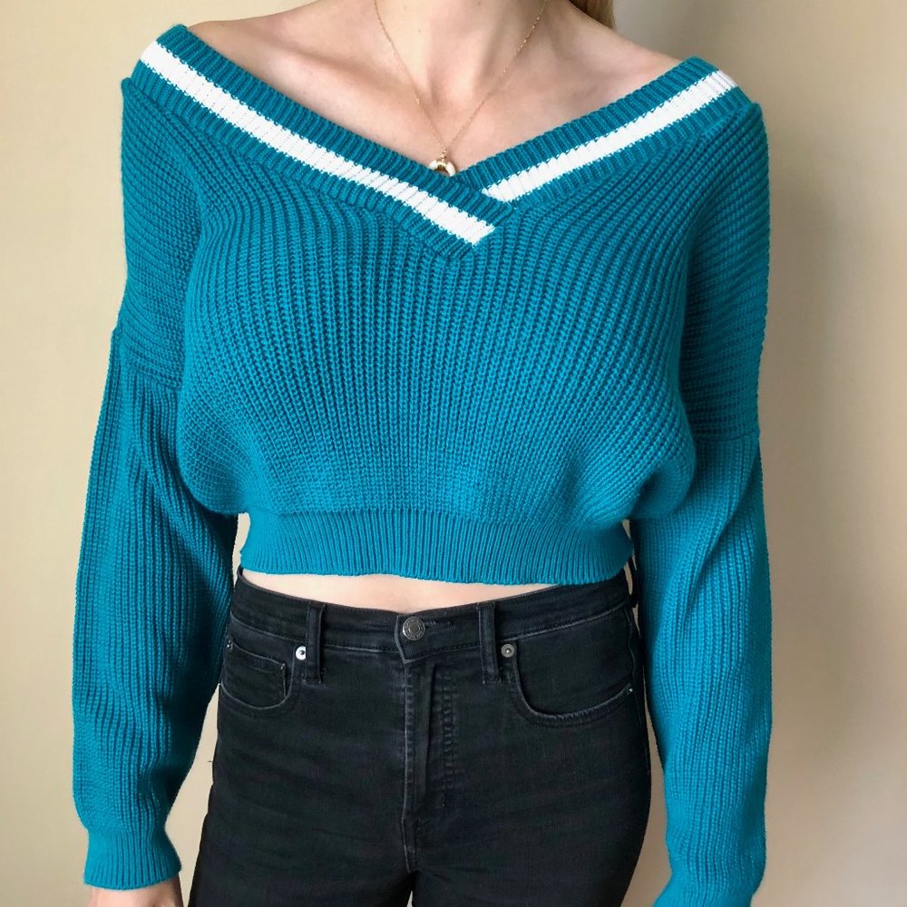TEAL CROPPED KNITTED SWEATER